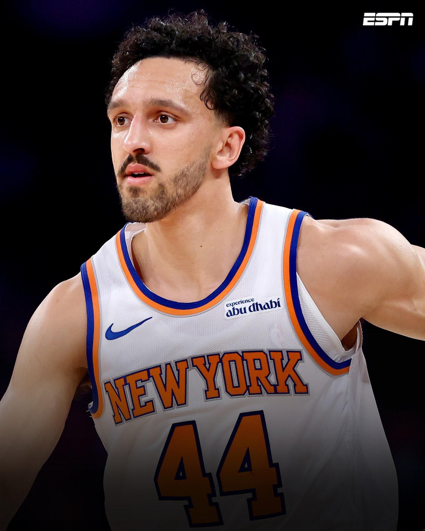 上赛季场均5.7分，Shams：尼克斯与沙梅特重签一年续约合同