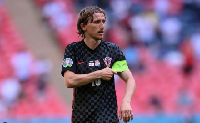 开云APP-即将加盟AC米兰 莫德里奇：期待职业生涯新篇章