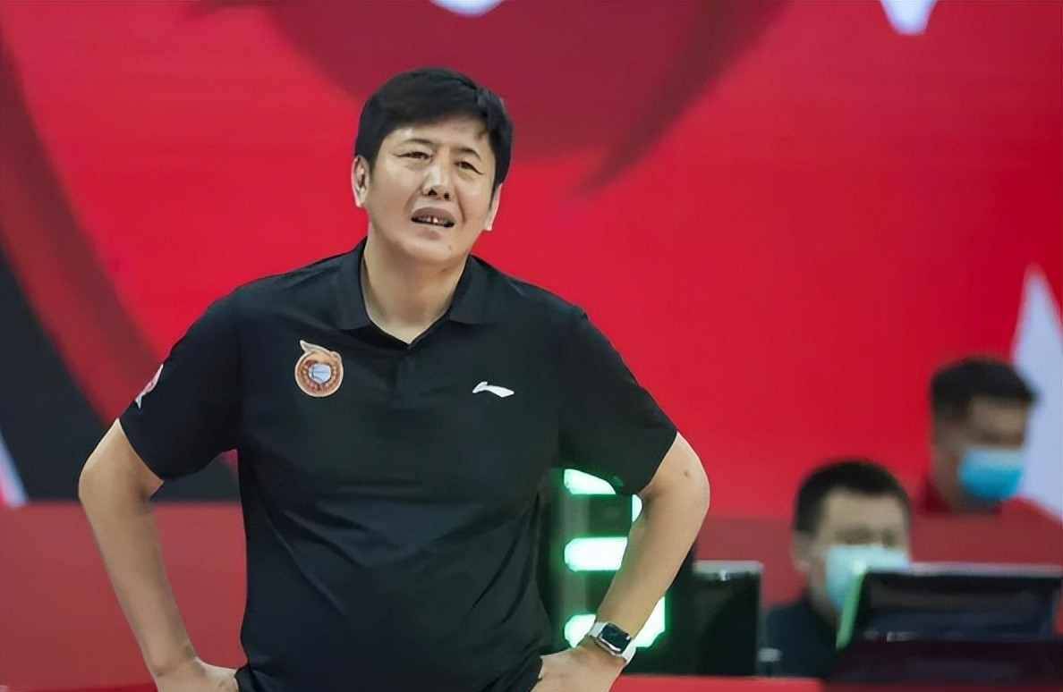 开云APP-CBA开赛至今，已有五名教练下课，下一位会是谁？这几人很危险