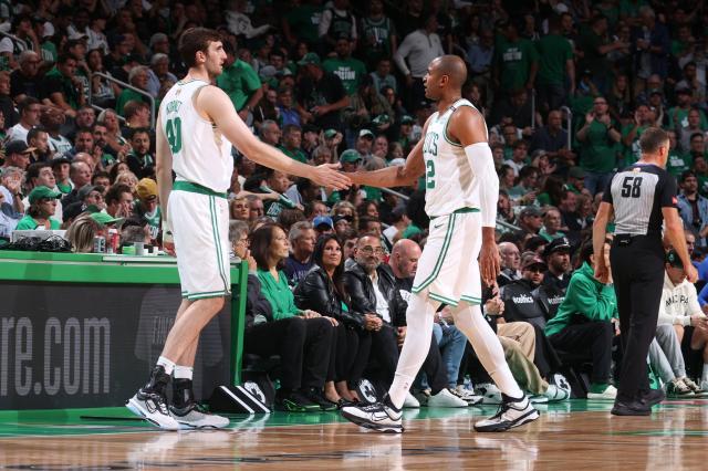 1747538242264027064.jpg kaiyun-即将年满39岁!老将霍福德拒谈未来 终到退役时?