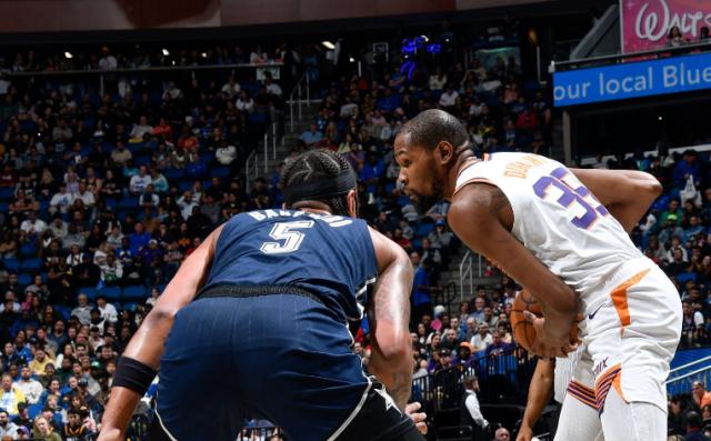 开云官网-布克两战106分连败！太阳隐患多杜兰特冲冠没底气