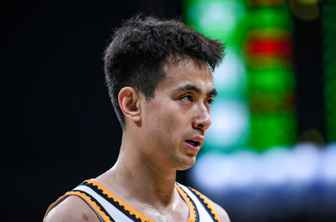 开云入口-辽篮官宣：赵继伟确定复出战新疆 此前因肌肉拉伤缺席前14场