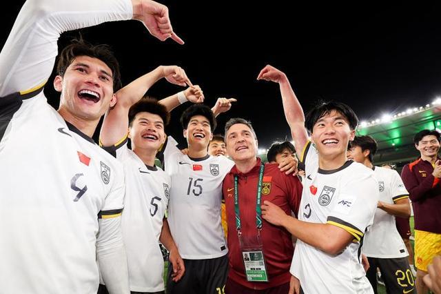 开云娱乐-聚焦｜安东尼奥“一战封神” 执教新国奥队几成定局