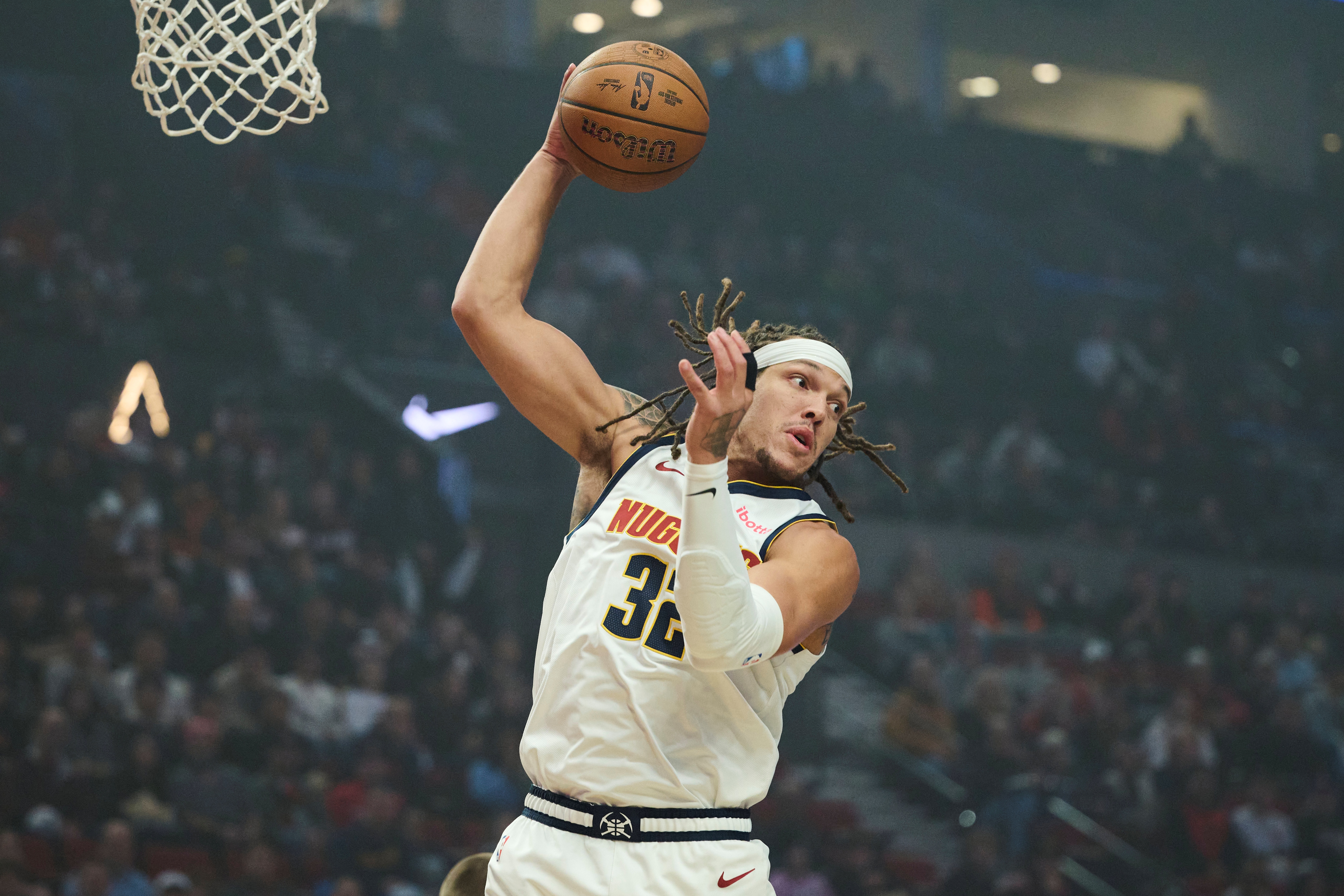 掘金背靠背客战雄鹿 戈登大概率出战 穆雷&amp;沃特森&amp;瓦兰出战成疑