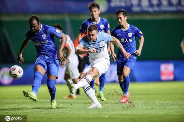 【早报】延续128天球荒，武磊从被吹爆到被苛责...