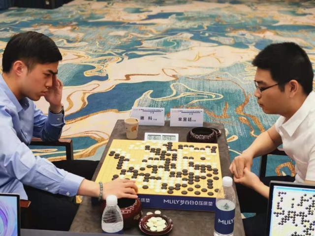 开云在线-梦百合杯决赛芈昱廷抢到赛点，突破一冠群一步之遥