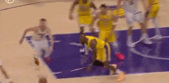 开云入口-绝杀！湖人干翻掘金！41岁詹姆斯史诗级救球...