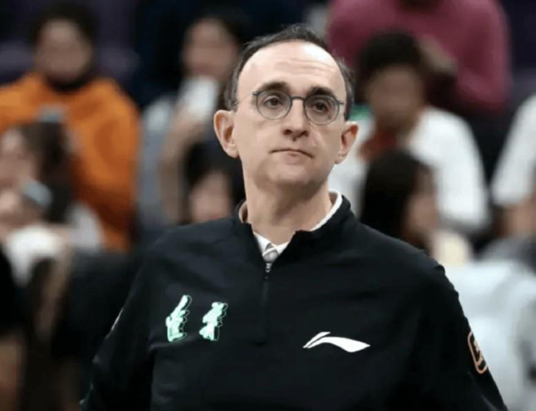 开云官网-展现出色指挥能力，乌戈接任主帅后辽宁本钢取得6胜1负