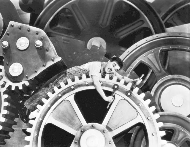 开云娱乐-新冠纪元足球时间失序:单数年欧洲杯 冬季世界杯