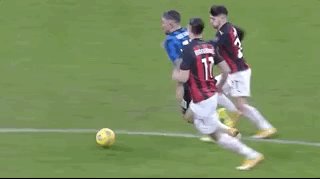 开云在线-冲动是魔鬼 米兰成也伊布，败也伊布