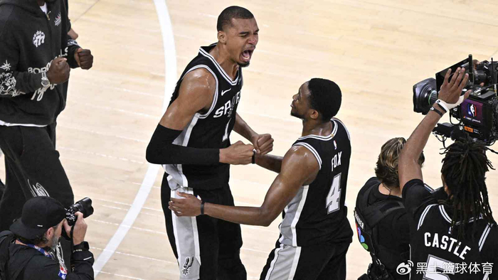 开云入口-5年2.5亿！文班主动降薪，马刺布局十年王朝，NBA新霸主诞生？|总决赛|体育赛事讨论|圣安东尼奥马刺队|文班亚马|球队_新浪体育_新浪新闻