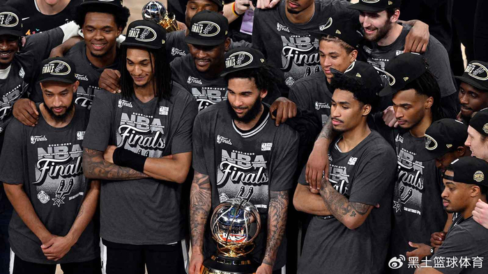 开云入口-5年2.5亿！文班主动降薪，马刺布局十年王朝，NBA新霸主诞生？|总决赛|体育赛事讨论|圣安东尼奥马刺队|文班亚马|球队_新浪体育_新浪新闻